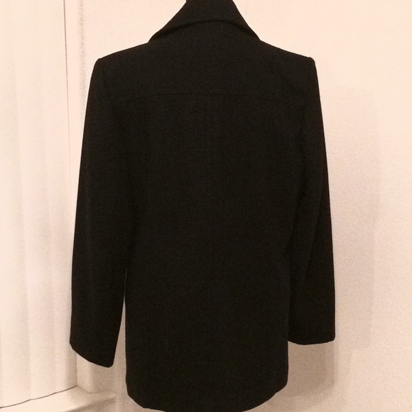 Women’s Jones New York wool blend pea coat.